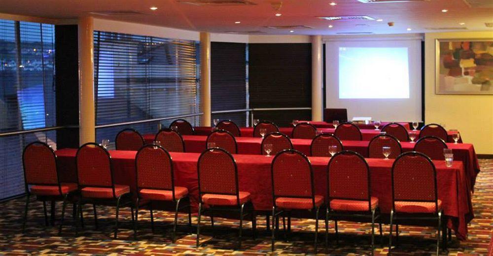 לטרקני Mcgettigans Hotel מראה חיצוני תמונה