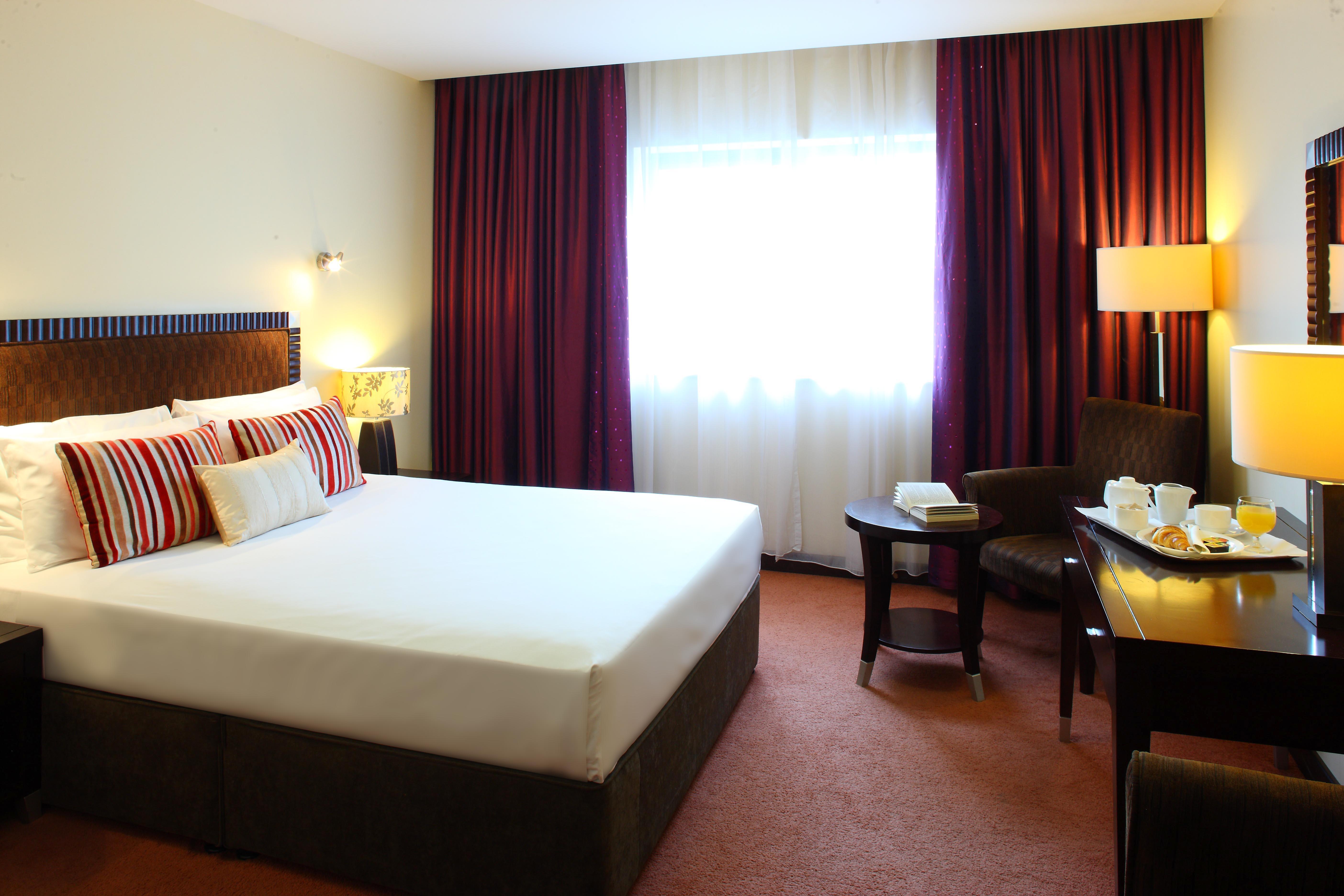 לטרקני Mcgettigans Hotel מראה חיצוני תמונה