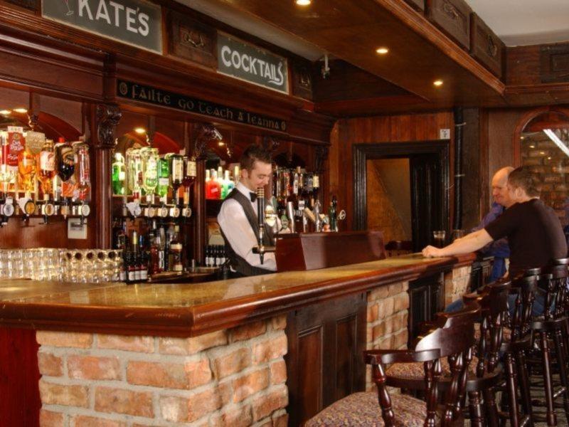 לטרקני Mcgettigans Hotel מראה חיצוני תמונה